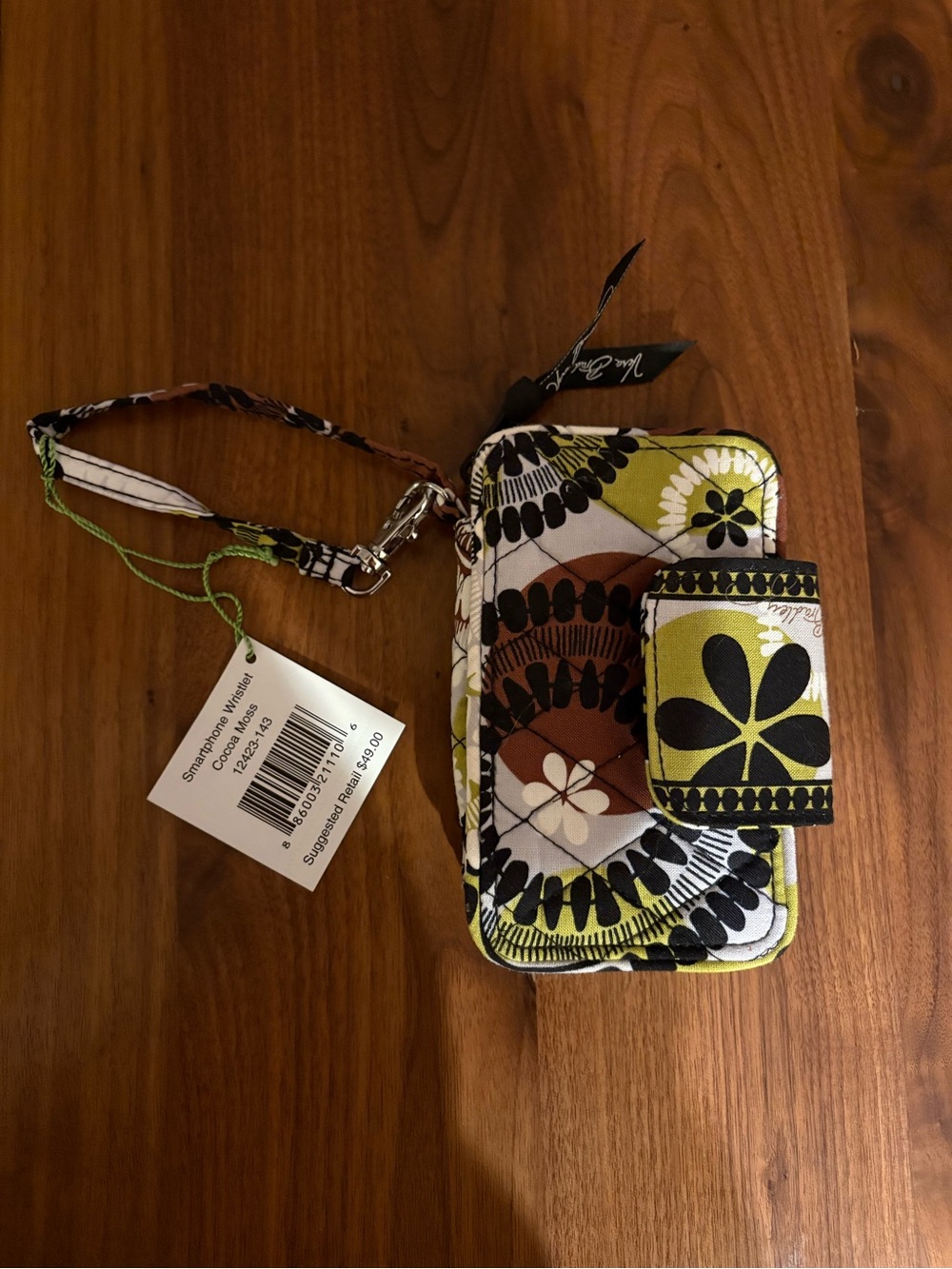 Vera Bradley Smartphone Wallet in Cocoa Moss NWT